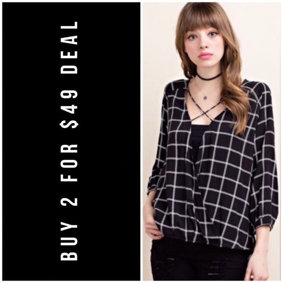 143rd Style Haus Tops - LAST3️⃣//PLAID CRISD CROSS HIGH LOW TOP